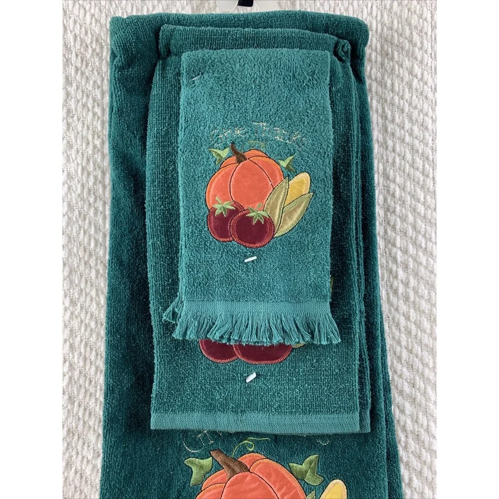 Thanksgiving Decorator Green Bath Room Hand Towels Set Fall‎ Pumpkin Embroidered